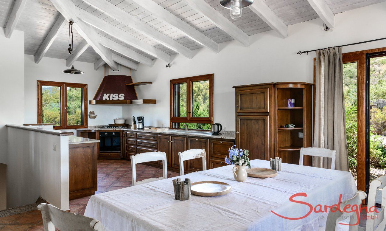 Villa Isabelle | Tavolo da pranzo e cucina Villa Isabelle, Torresalinas
