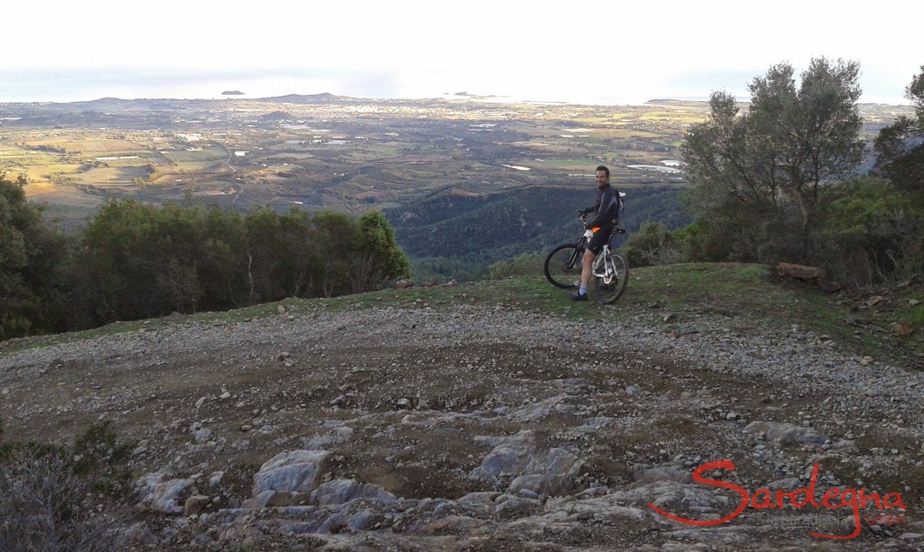 Escursione in bici a Pula