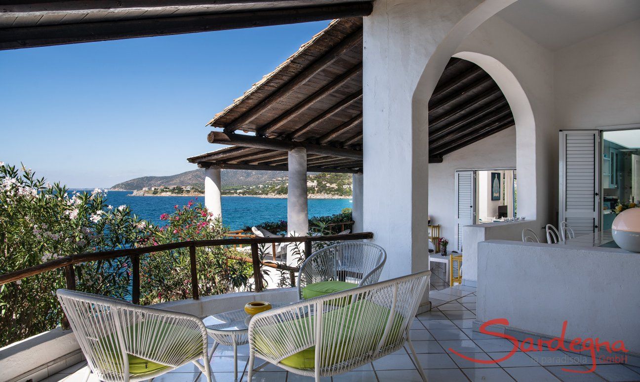 Villa Bella | Terrazza ombreggiata con vista mare Terrazza