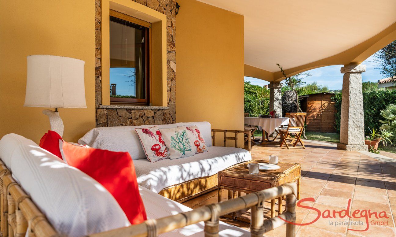 Villa Tiziana 11 | Il salotto in bambu è perfetto per rilassarsi all'aria aperta Rittratto della casa
