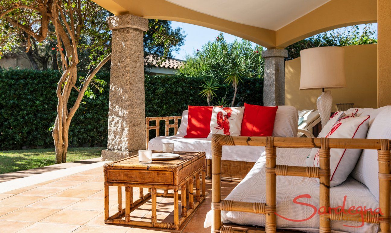 Villa Tiziana 11 | L'architettura unica fa della terrazza una vera casa all'aria aperta Rittratto della casa