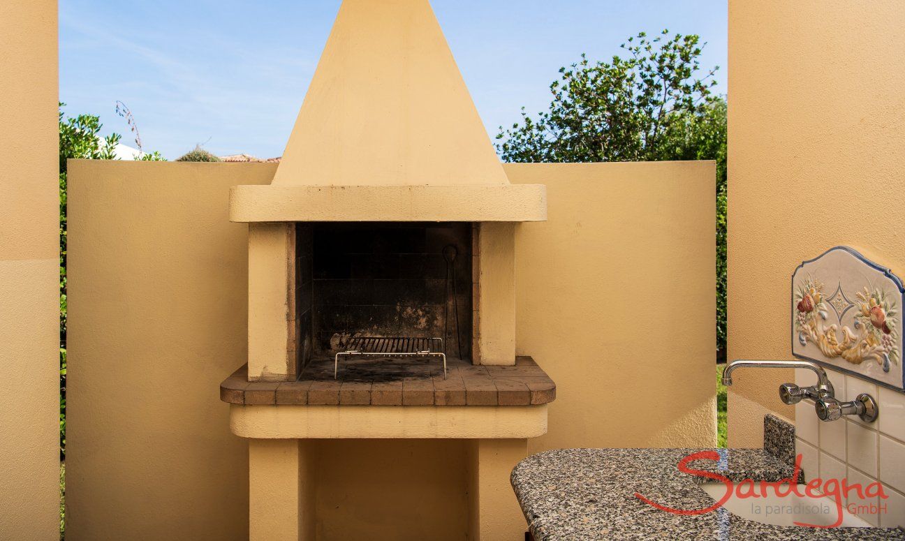 Villa Gioconda 21 | Barbecue in muratura con lavello Esterno con giardino e terrazza