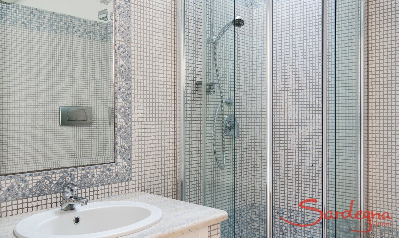Villa Sandra | Bagno 1 con doccia Casa