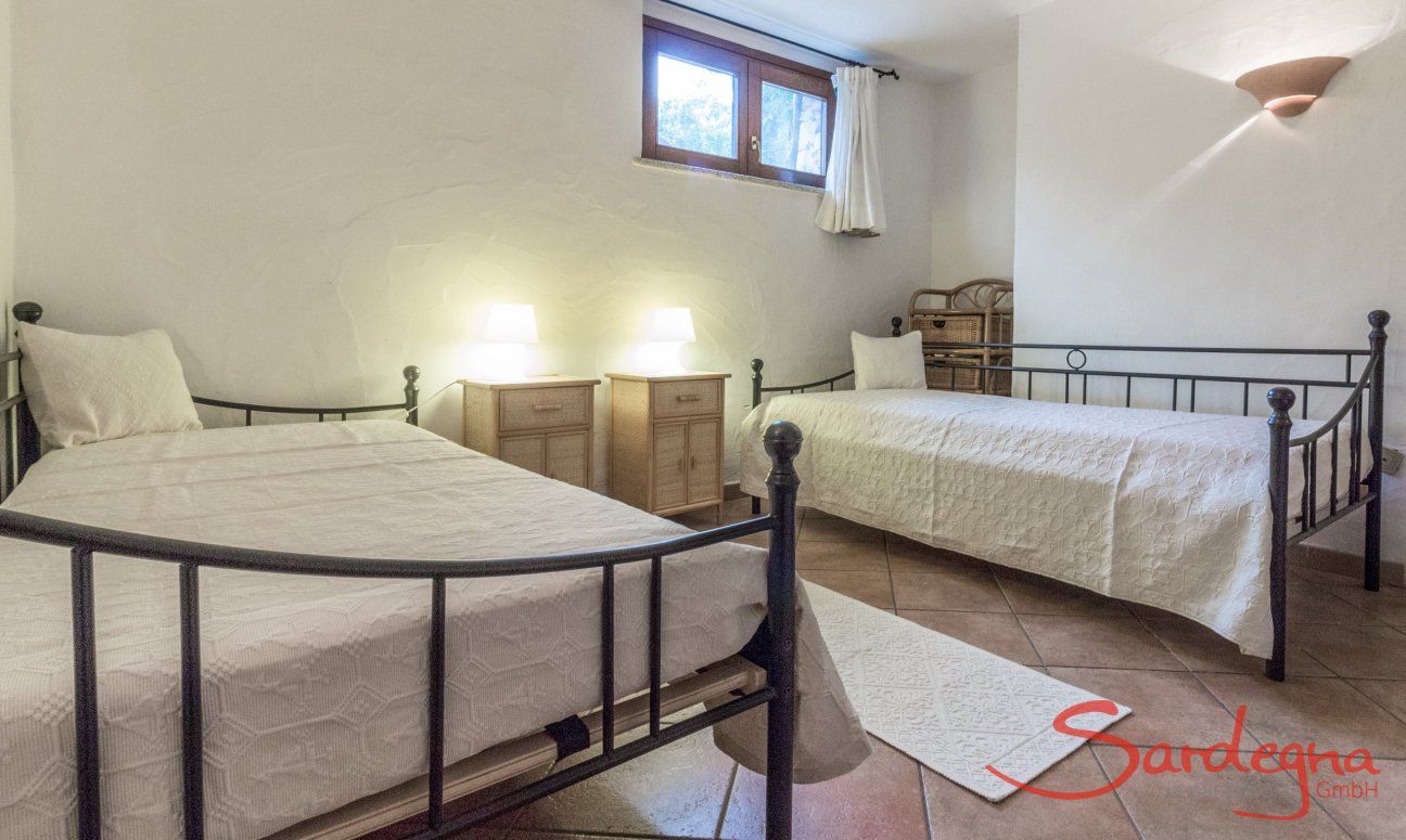 Villa Maestrale | Camer 4 con due letti singoli al piano inferiore Villa Maestrale, Cala Ginepro, Olbia