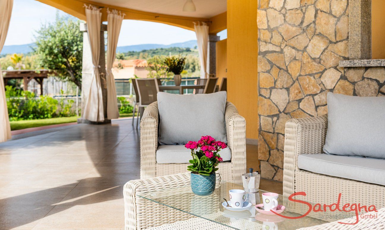 Villa Girasole | Accogliente salotto sulla terrazza New Picture