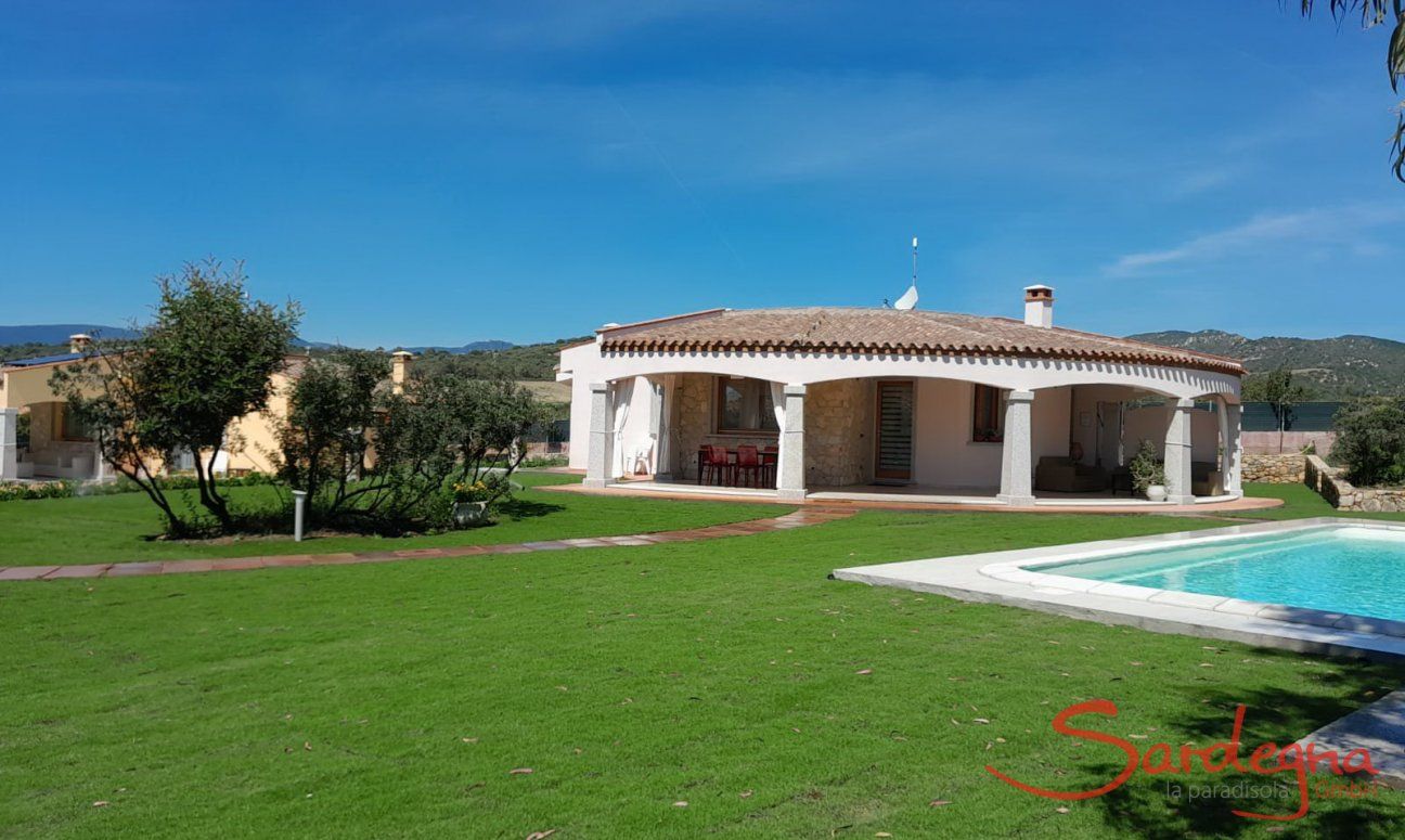 Villa Iris | Villa Iris ha un giardino immenso New Picture