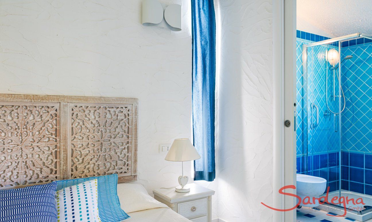 Villa Serena | Vista della camera matrimoniale e bagno ensuite New Picture 2025