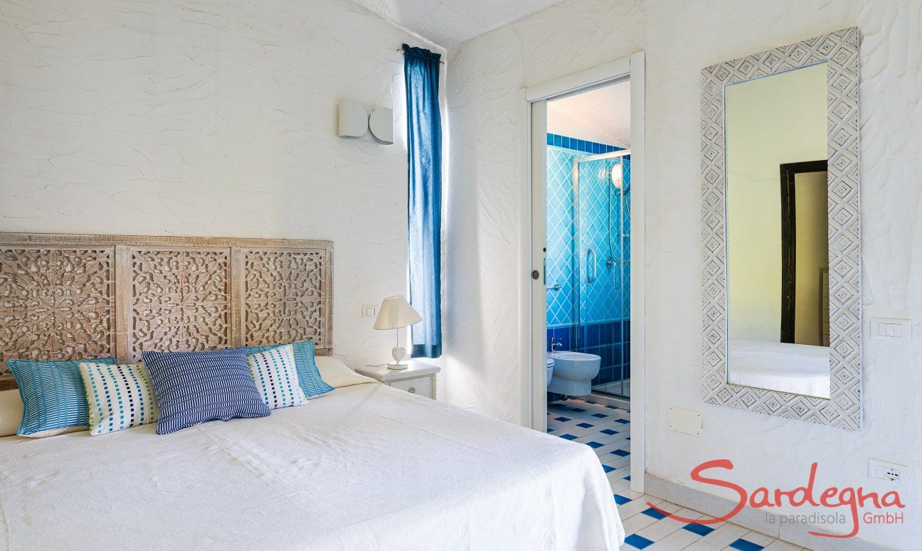 Villa Serena | Letto matrimoniale e bagno ensuite New Picture 2025