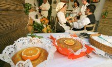 Torta all'arancio offerto durante la sagra delle arance