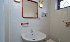 Villetta 12 | Bagno 1 con doccia Bagno