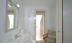 Apartment Azzurra | Bagno bianco e luminoso Bagno