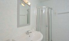 Apartment Azzurra | Bagno con doccia Bagno