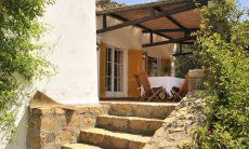 Villa Bau Cannas | Scaletta che porta alla veranda vista mare Scaletta