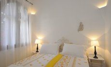 Villa ToreMari | Camera 1 con letto matrimoniale Camera da letto
