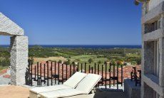 Li Conchi 25 | Vista mare dalla terrazza con lettini da sole Solarium