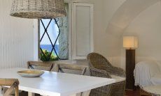 Casa 2 | Zona per mangiare con vista mare Salone