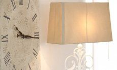 Li Conchi 29 | Accessori in sile shabby Orologia da muro in stile shabby e lampada