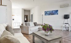 Villa Massidda | Salone spazioso e accesso alla zona notte Salone