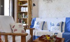 Villa Gaia | Angolo divano nel salotto salotto