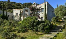 Li Conchi 2 | Posizione della casa immersa nel verde Accesso