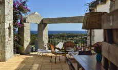 Li Conchi 2 | Vista mare dalla veranda ben arredata Vista dalla veranda