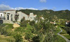 Li Conchi 28 | Villa immersa nel paesaggio collinare Sardegna