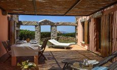 Villa Domus 9d | Terrazza coperta con tavolo per mangiare Terrazza