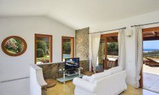 Villa Torretta Chia | Salotto con vista panoramica fino al mare Salotto con vista