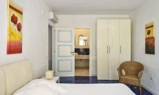 Villa Torretta Chia | Camera 2 con letto matrimoniale e bagno privato Camera da letto