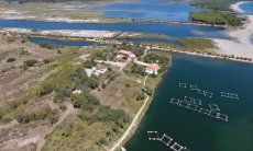 Delta del fiume Foxi sulla spiaggia Torresalinas