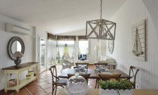Li Conchi 36 | Salone con tavolo, agnolo divano e aria condizionata Salone