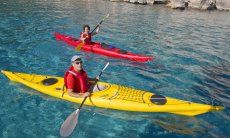 Il mare del golfo di Orosei è metà ambita per escursioni in kayak