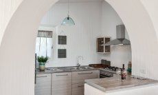 Li Conchi 5 | Cucina con grande arco come ingresso Cucina