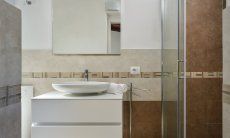 Villa Chiara | Bagno 1 con doccia Bagno