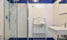 Li Conchi 27 | Bagno 3 con doccia al piano inferiore Bagno 3