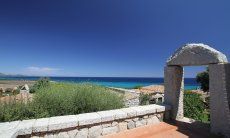 Arco in granito a Sant Elmo, Sardegna del sud