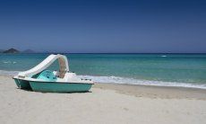 Noleggio pedalo sulla spiaggia di Cala Sinzias