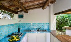 Zelt-Lodge Orri 2 | Cucina esterna con lanvandino e fornelli (Foto della tenda 1, foto reale segue in primavera) Cucina esterna
