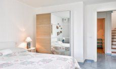 Li Conchi 35 | Camera al piano di sotto con letto matrimoniale e bagno con doccia Camera seminterrato