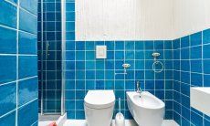 Casa 2 | Su ogni lato del patio si trova un bagno con doccia Bagno