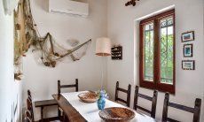 Villa Vela | Tavolo per mangiare all'interno con l'aria condizionata 2018 New Picture