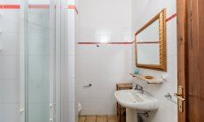 Casa Meloni 2 | Bagno con doccia Bagno con doccia Meloni 2 a Sant Elmo