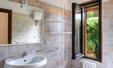 Villa Giangaleazzo | Bagno 2 con doccia Bagno 2