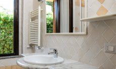 Villa Giangaleazzo | Bagno 1 con doccia Bagno 1