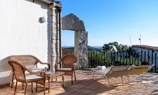 Li Conchi 24 | Divano esterno sulla spaziosa terrazza con vista 11 2018 New Picture