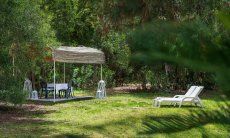 Apartment Orri 3 | Giardino privato con gazebo e lettini da sole App. Orri 3 Tortoli Costa Est Sardegna