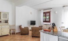 Apartment Orri 2 | Grande sala con angolo divano, zona pranzo e cucina App. Orri 2, Tortoli, Costa Est, Sardegna