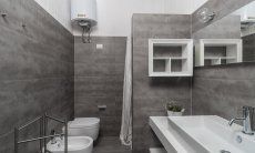 Casa 17 | Bagno 2 con doccia Casa 17, Sant Elmo, Sud Sardegna
