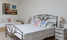 Villa Isabelle | Camera 1 con letto matrimoniale Villa Isabelle, Torresalinas