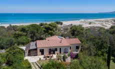 Villa Philippine | Posizione della casa a pochi passi dal mare Vista aerea Villa Philippine, Torresalinas